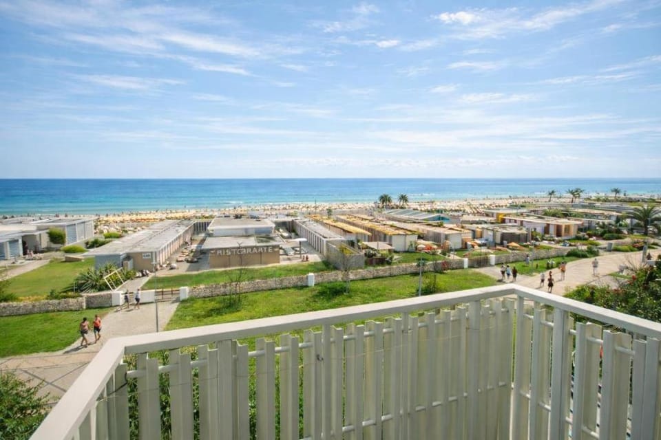 Hotel ABA FRONTE MARE Apartment in Milano Marittima
