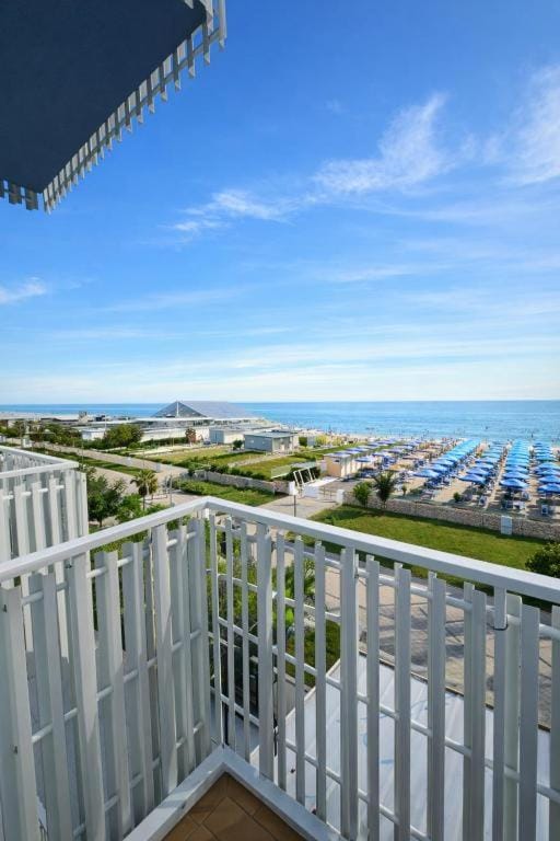 Hotel ABA FRONTE MARE Apartment in Milano Marittima