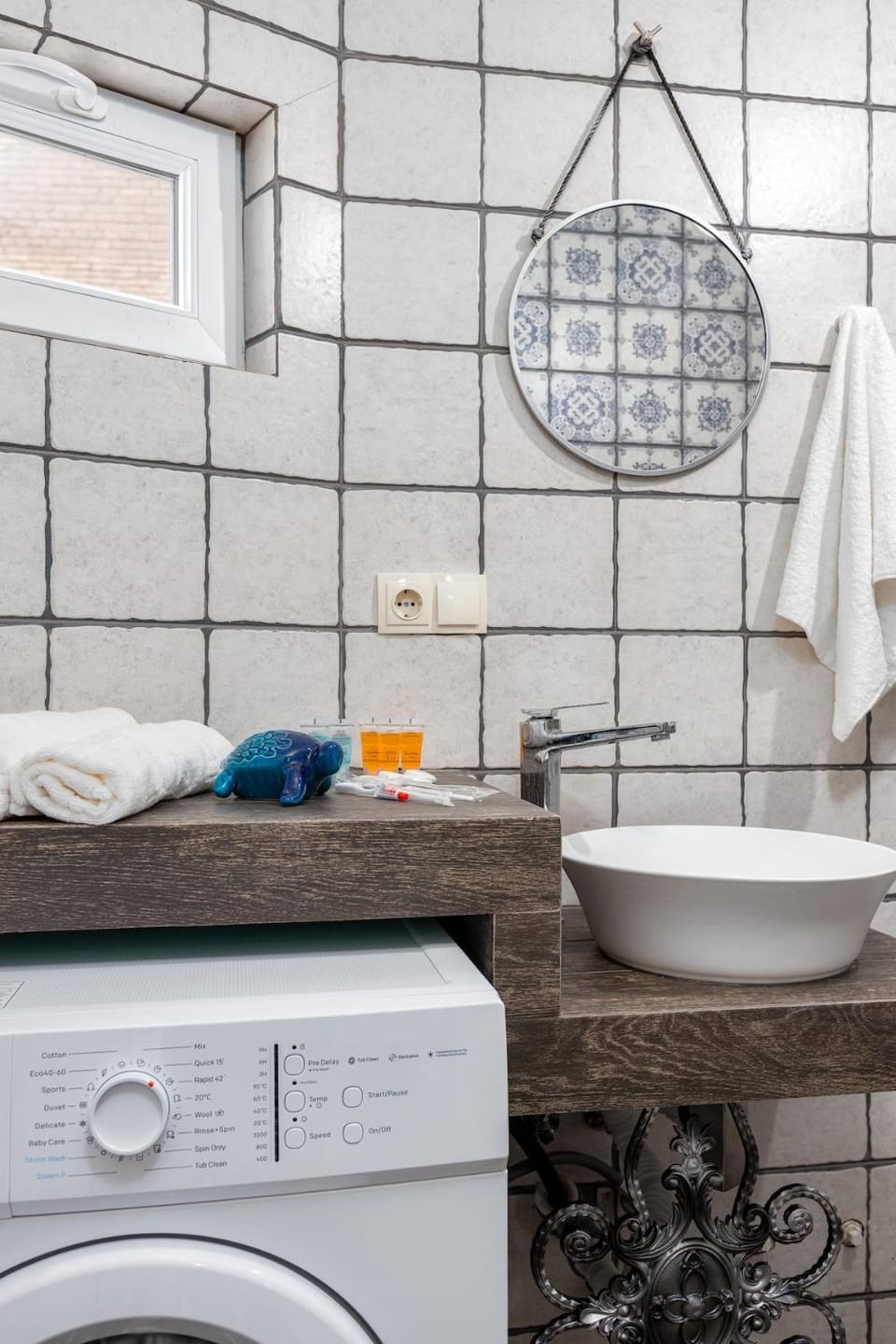 Top Comfort in Old Tbilisi Arsena Street Mtatsminda Apartment in Tbilisi, Georgia