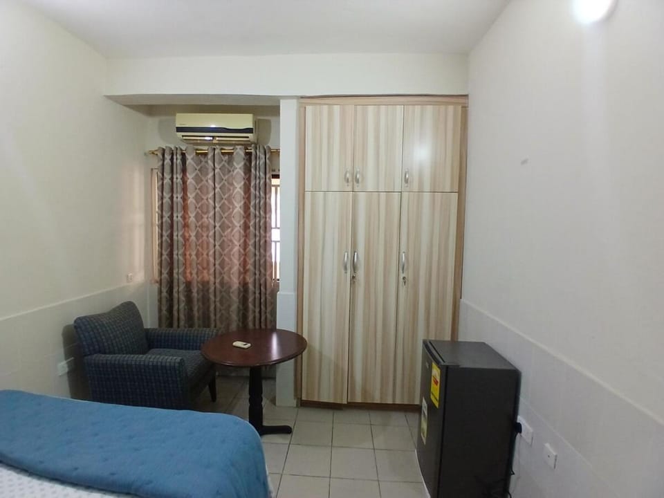 The Absolute Best Location in Osu Accra Apartment in Accra