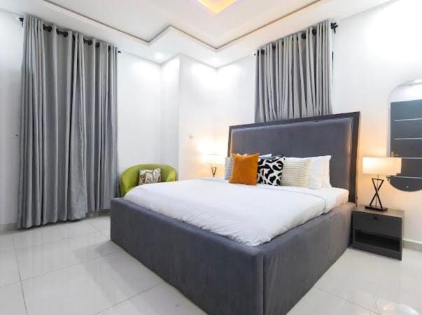 Luxury 2bedroom apartment with rooftop in lekki phase 1 Apartment in Lagos, Nigeria