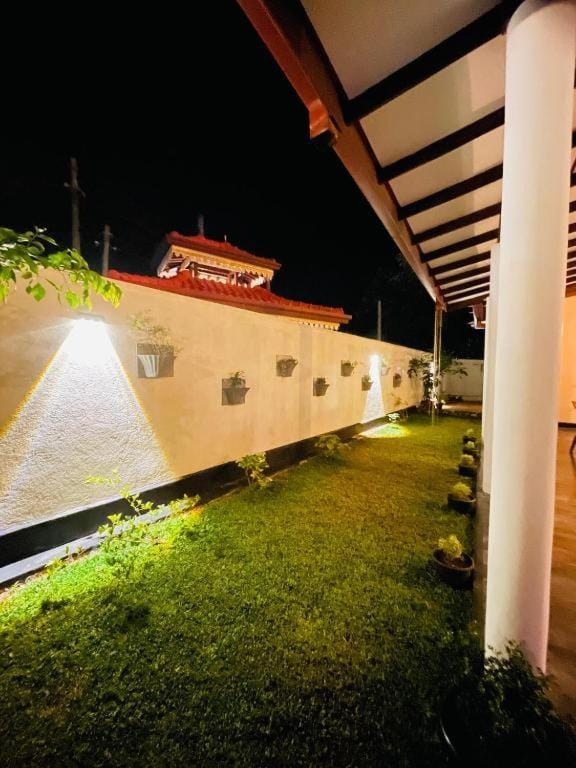 SAN Holiday Villa Villa in Wadduwa