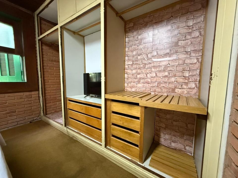 Quarto confortável no Centro Vacation rental in Botucatu