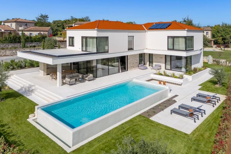 Villa Lavis by Istrialux Villa in Istria County