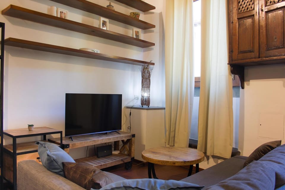 Industrial House - S. Niccolò Arno House in Florence