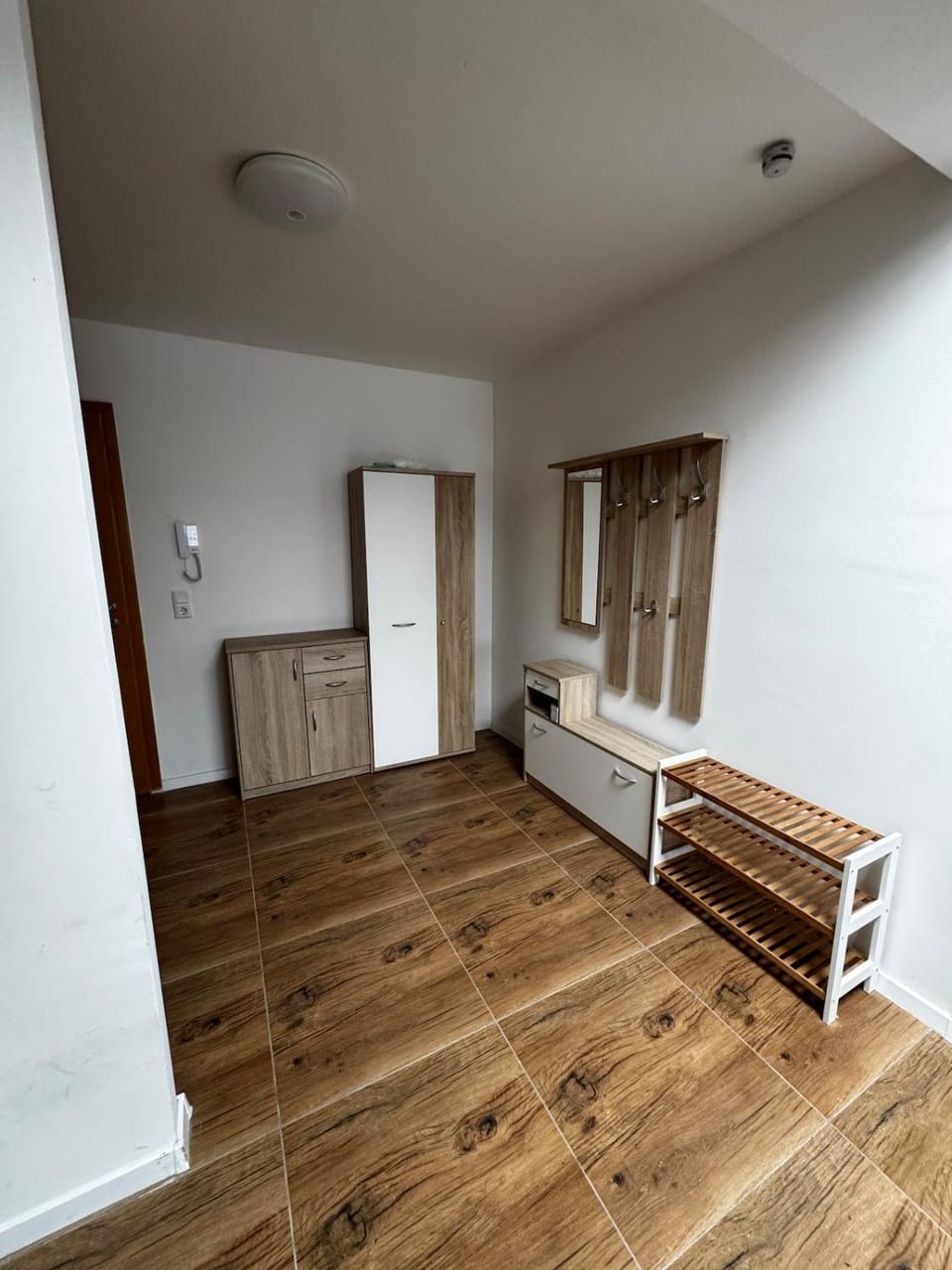 Frisch sanierte und große helle Wohnung in Löhne Apartment in North Rhine-Westphalia
