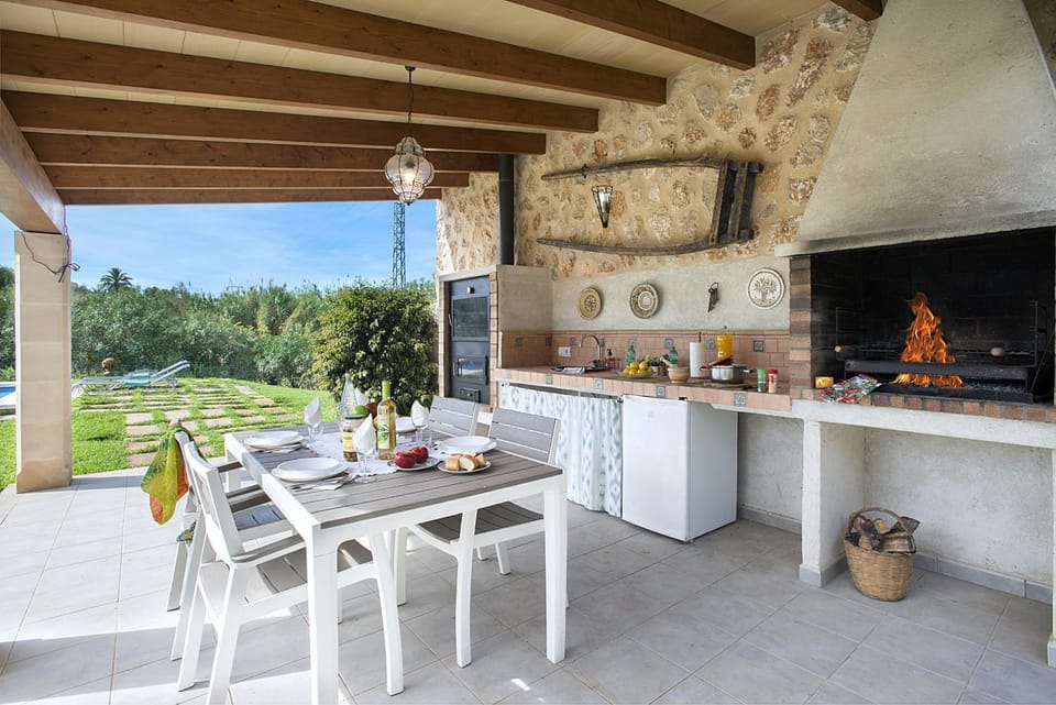 BBQ facilities, Balcony/Terrace