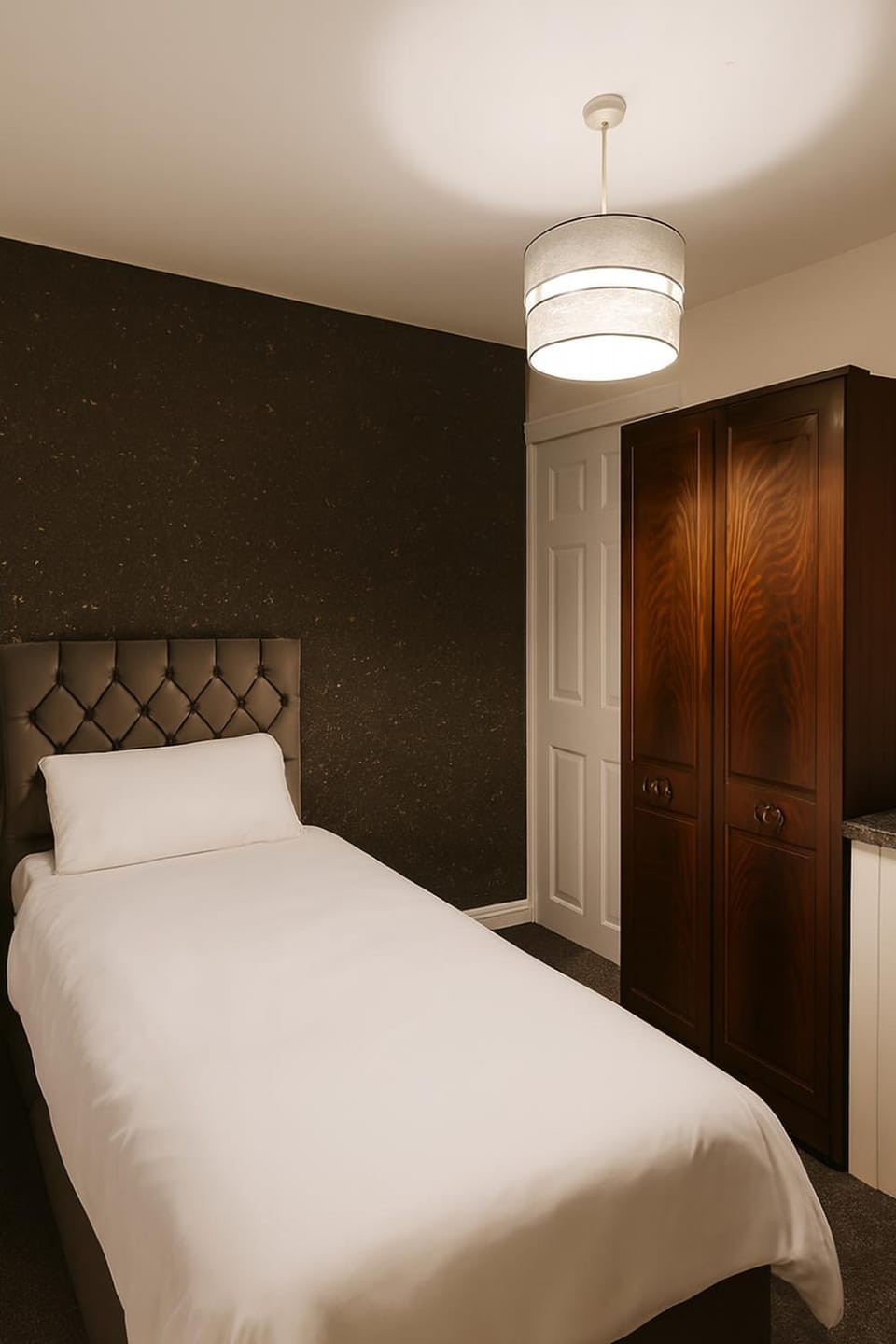 Decor Dreams - Luxury Family & Business Stay House in Oldham