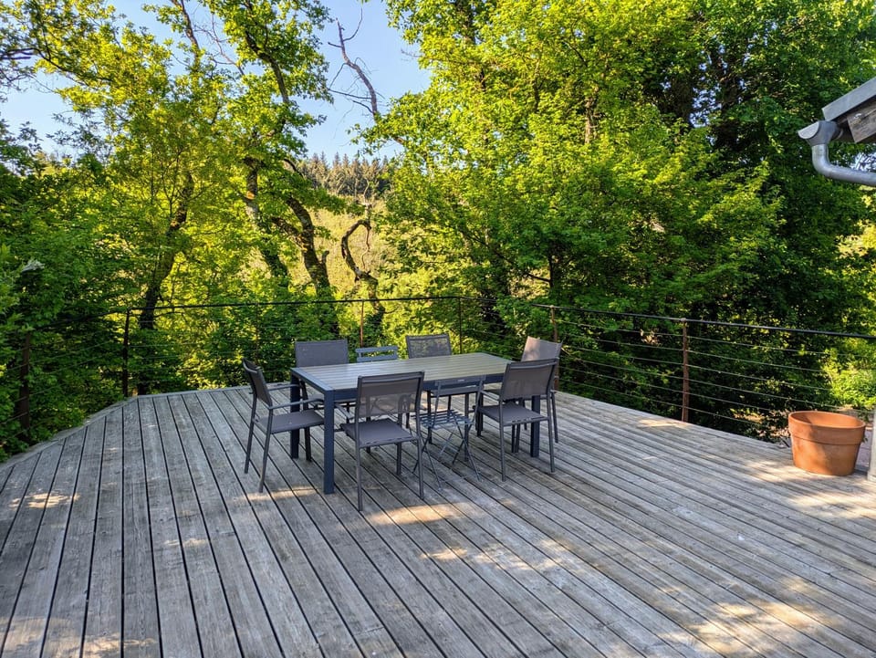 Patio, Spring, Day, Natural landscape, Garden, View (from property/room), Balcony/Terrace, Dining area, Garden view