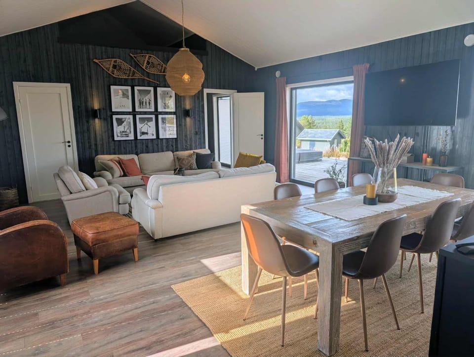 Modern cabin with jacuzzi near Trysil alpine Cabin in Innlandet