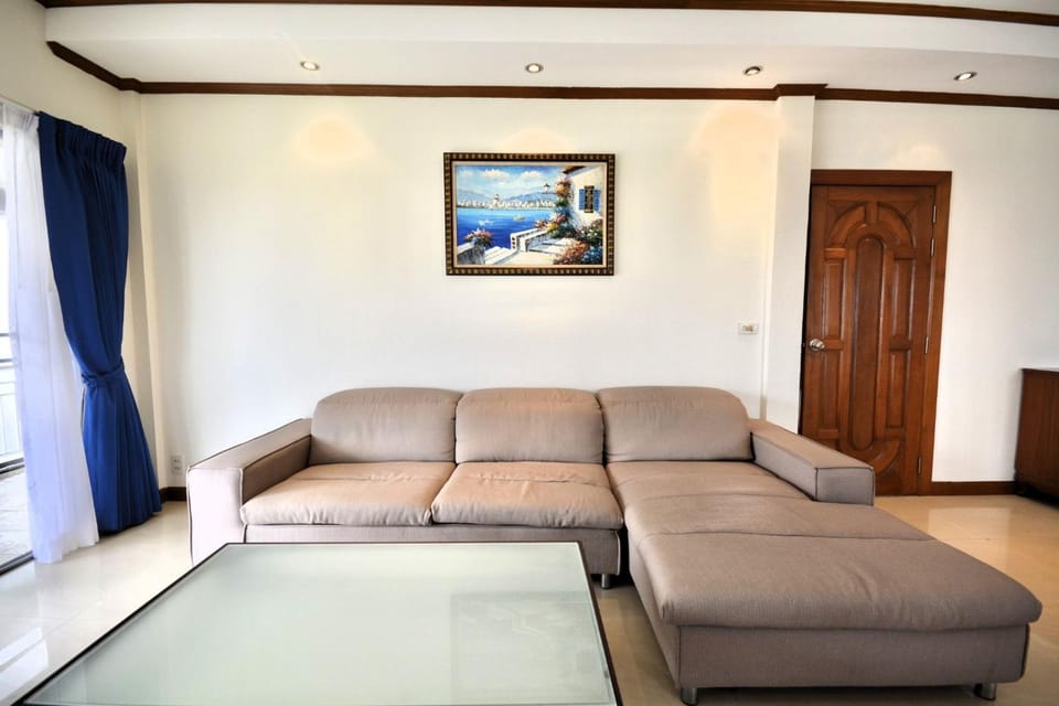 Living room, Decorative detail