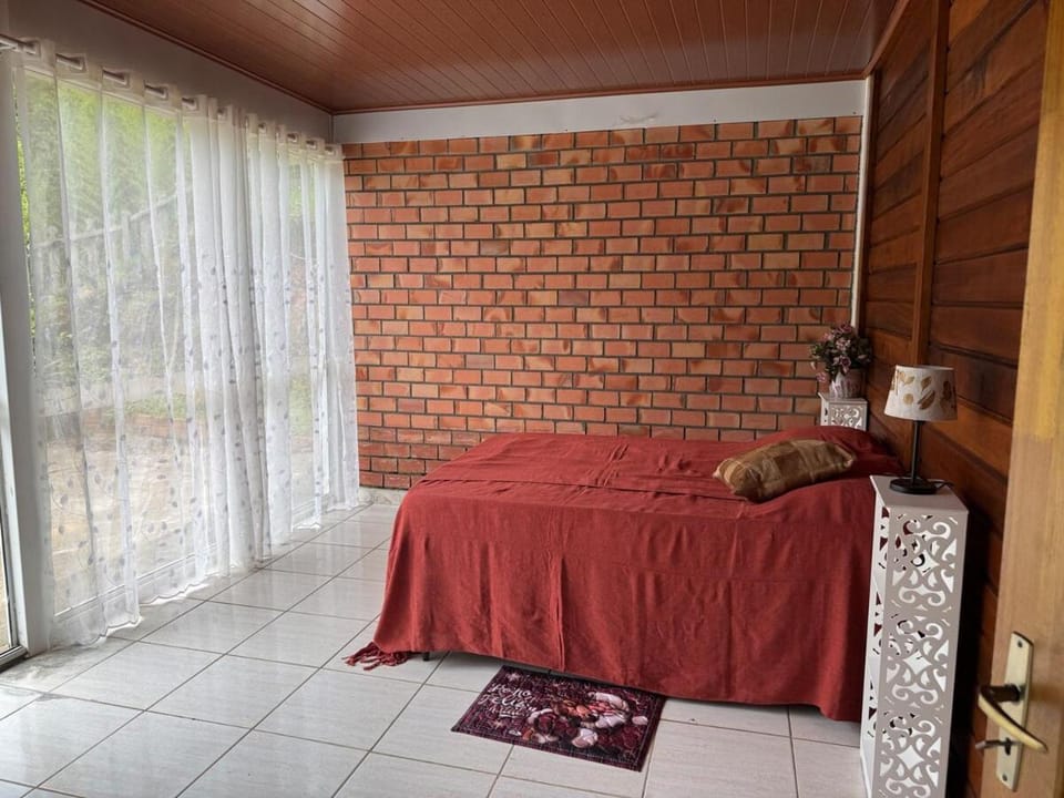 Casa em Chácara envidraçada em Santa Felicidade House in Curitiba