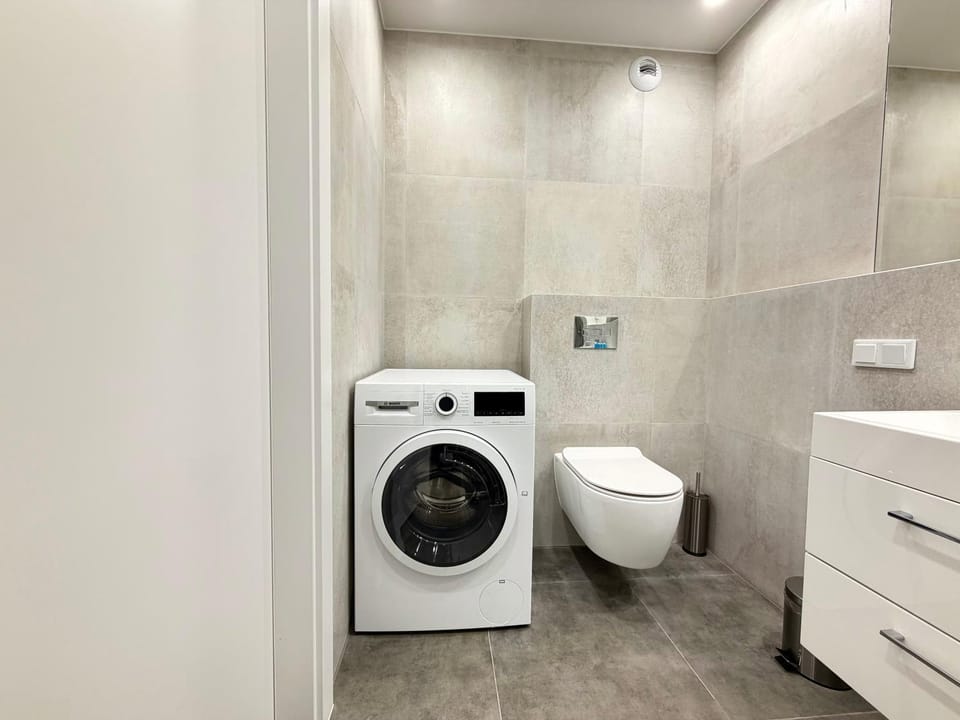 Bathroom, washing machine