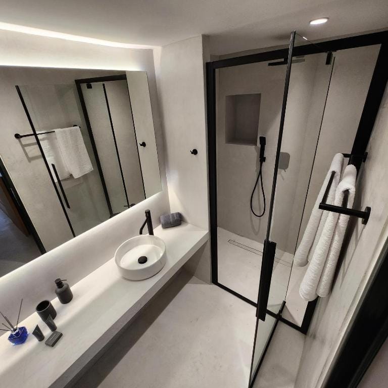 The Industrial Chic Apartment in Kallithea