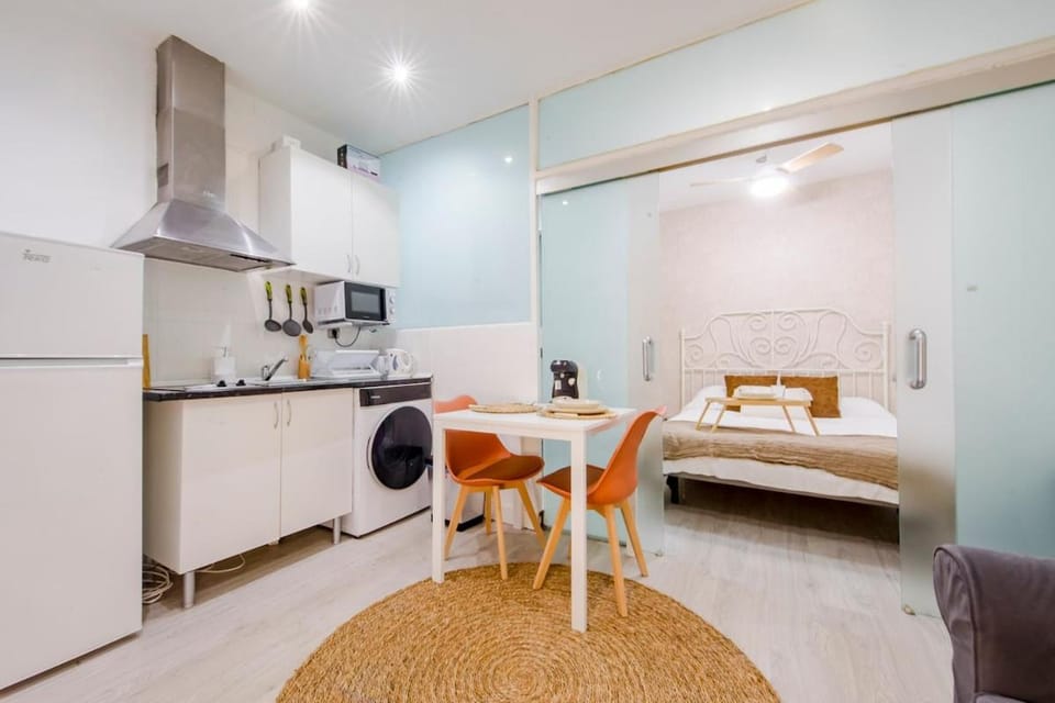 Private Embajadores Apartment Apartment in Madrid