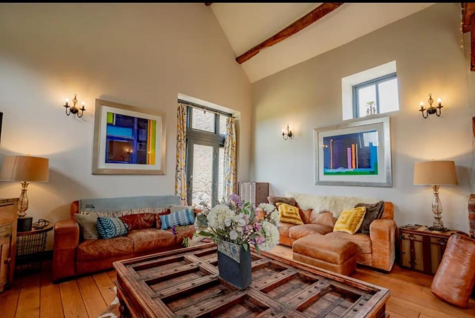 5 bedroom Barn, Ludlow House in England