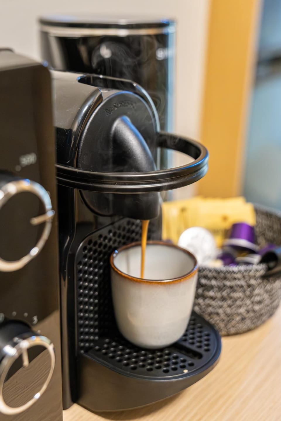 Coffee/tea facilities, Kitchen or kitchenette