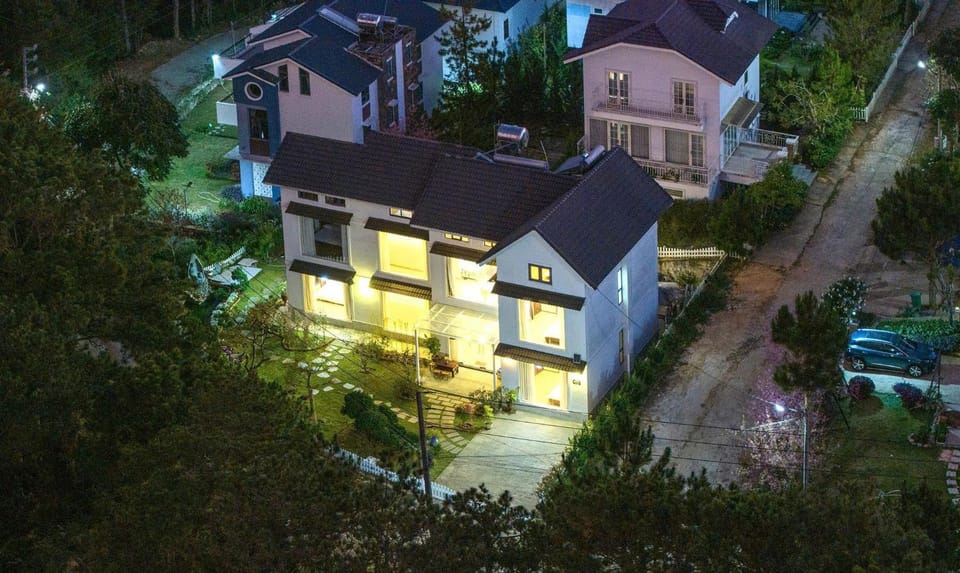 Hamilton Villa Da Lat - Pine Tree n Valley View Villa in Dalat