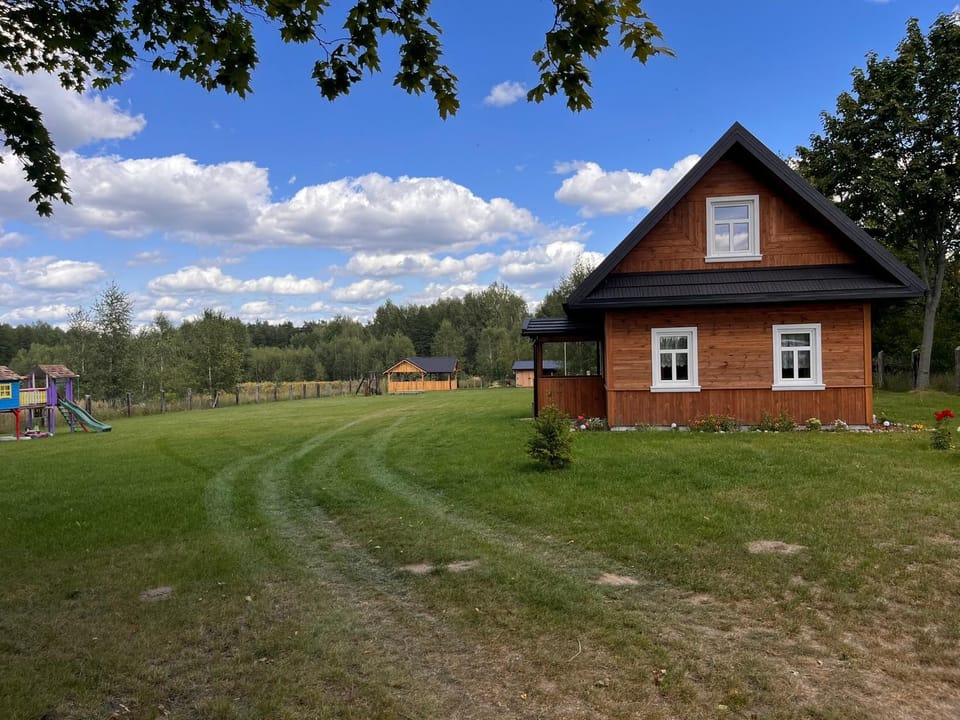 Property building, Day, Natural landscape, Garden view