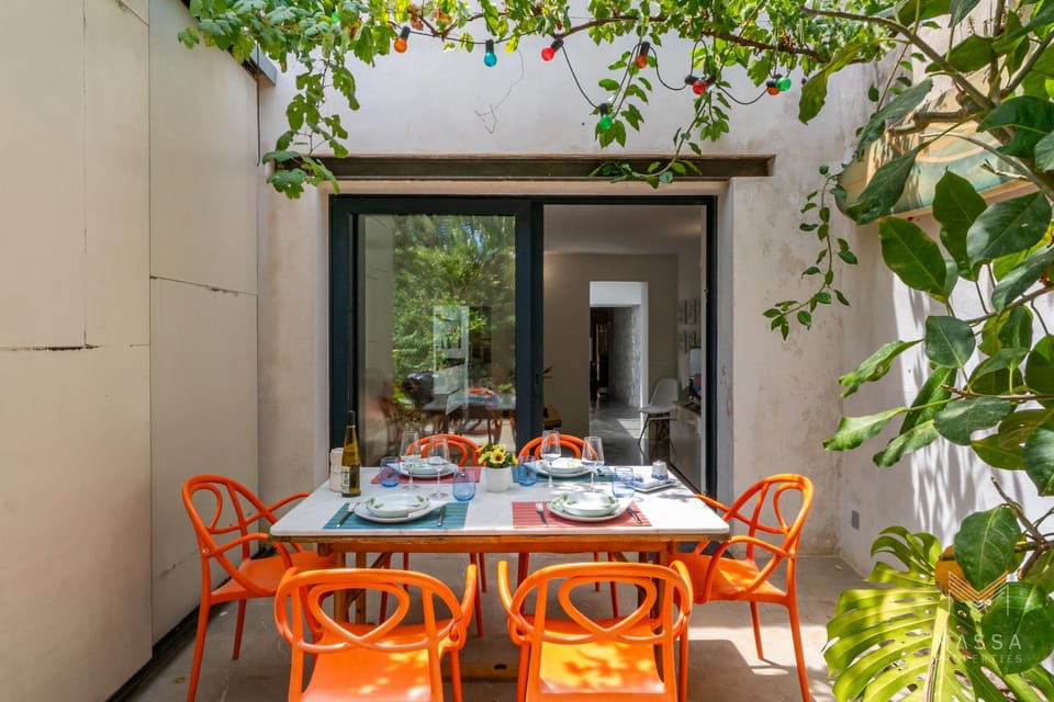 Patio, Off site, Summer, BBQ facilities, Garden, Food and drinks, Dining area, Garden view, Inner courtyard view