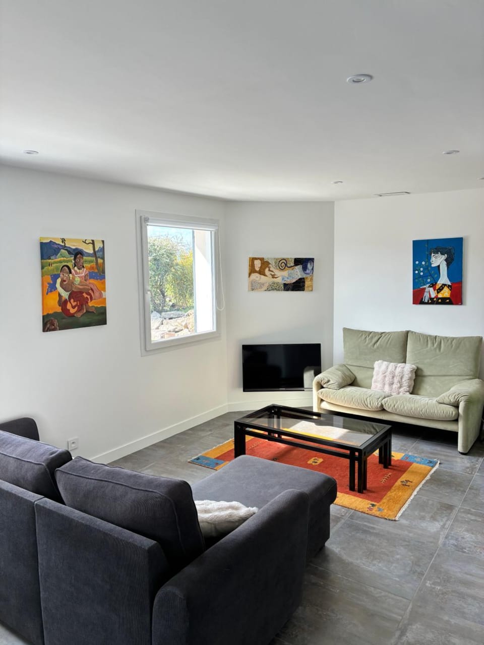 TV and multimedia, Living room