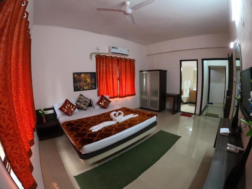Stay Ease Villa - Prime 4BHK Villa with Pvt Pool Villa in Lonavla
