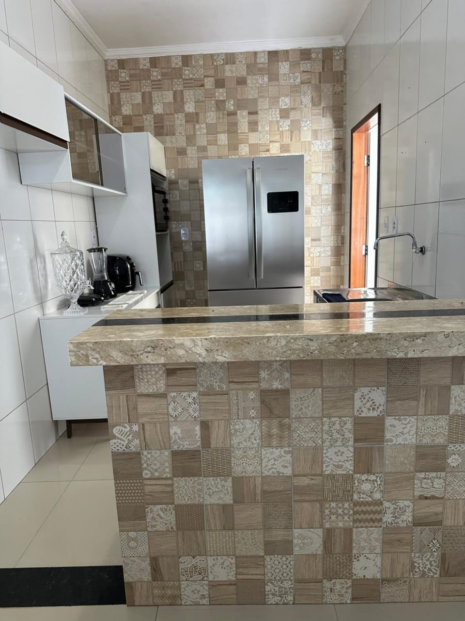 Kitchen or kitchenette, oven, stove