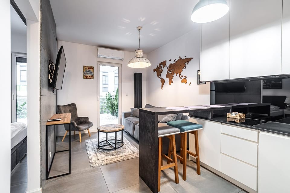 Kitchen or kitchenette, Living room