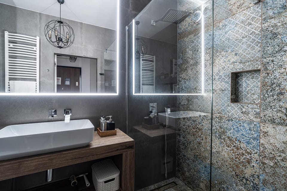 Shower, Bathroom