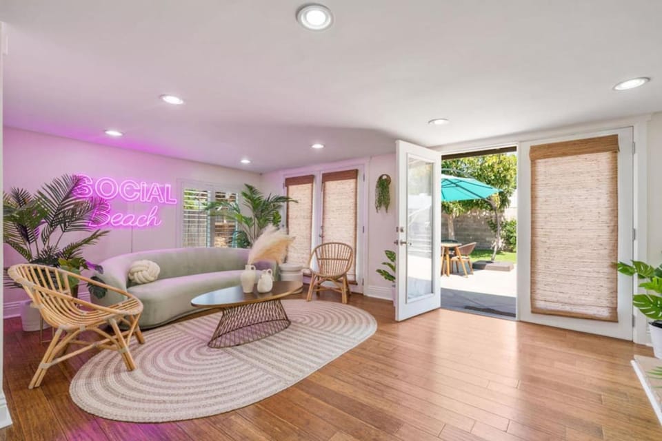 Hot Tub Paradise House in Seal Beach