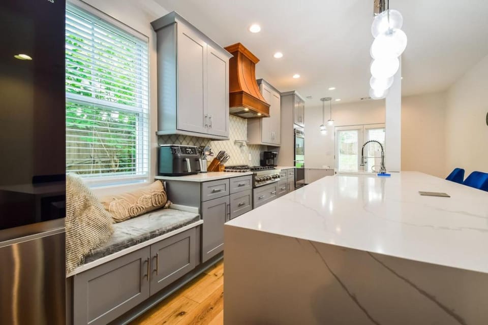 Kirkwood Escape House in Atlanta