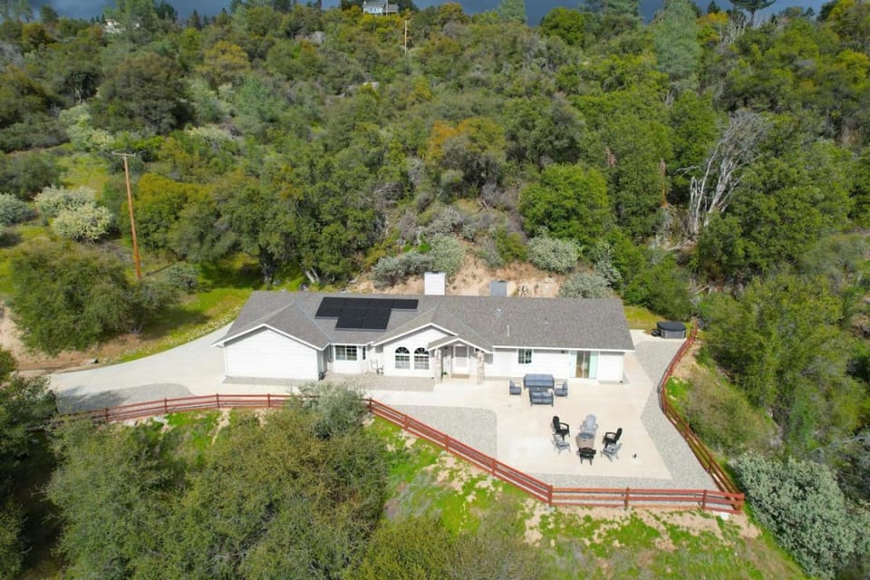Property building, Day, Natural landscape, Bird's eye view