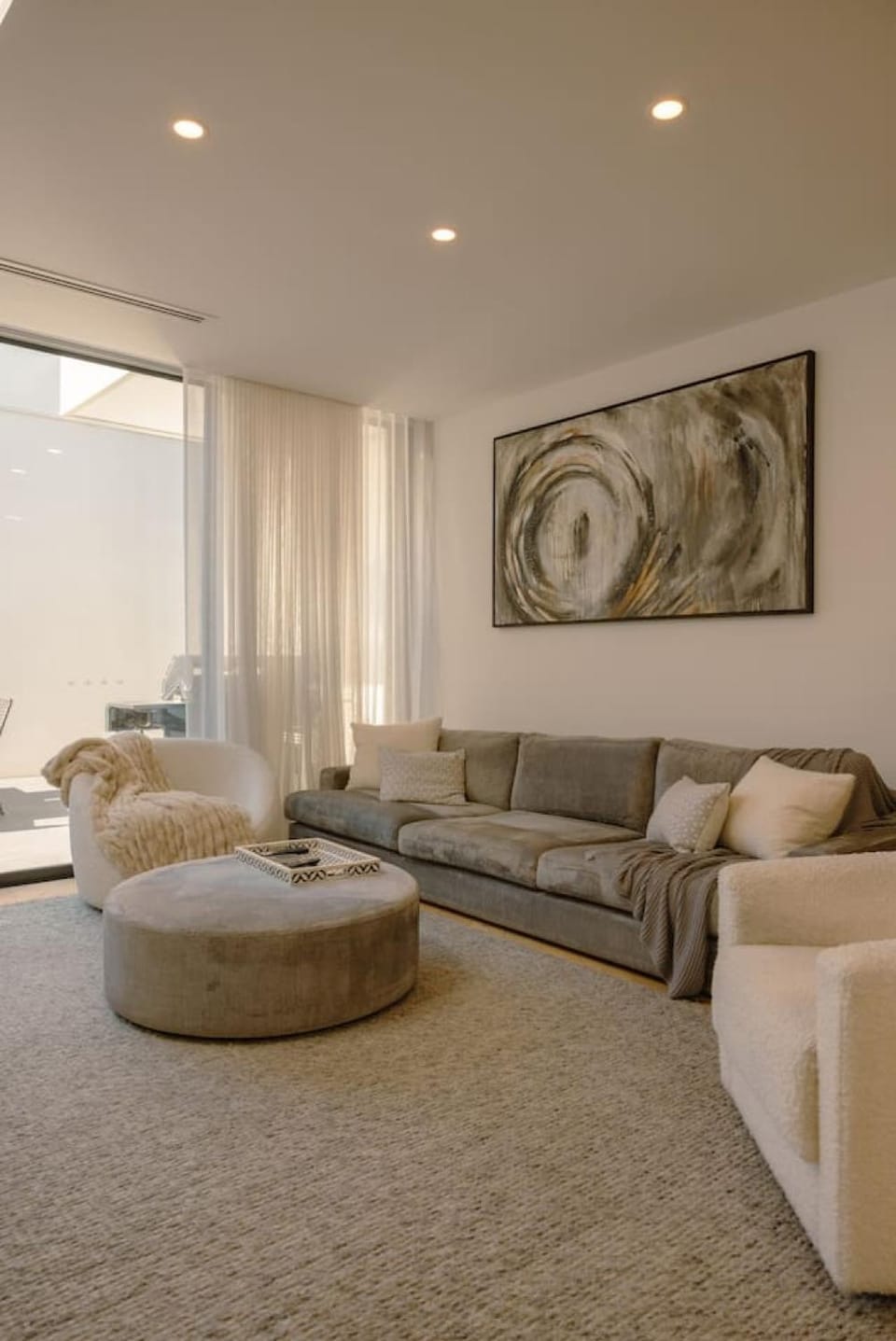 Luxury Brighton East Retreat House in Melbourne