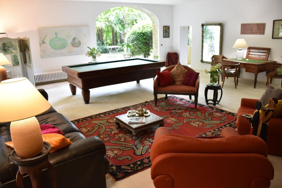 Communal lounge/ TV room, Living room