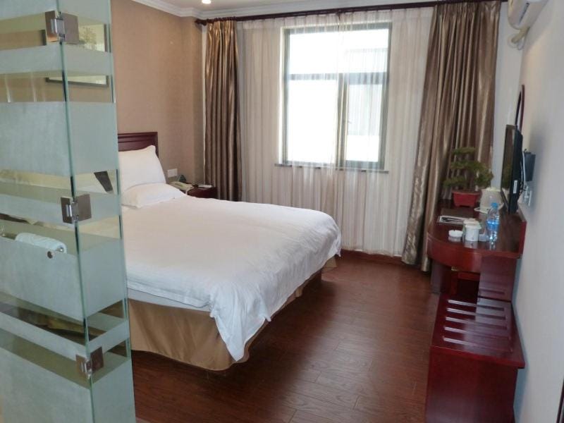 GreenTree Inn Anhui Wuhu Fangte North Changjiang Road Business Hotel Hotel in Nanjing