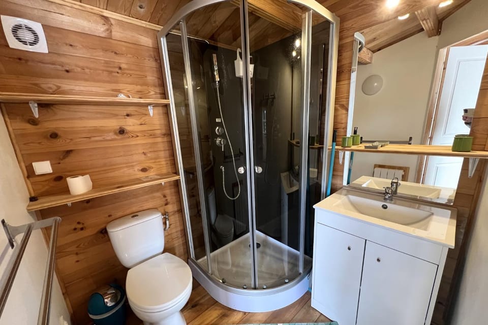 Shower, Bathroom
