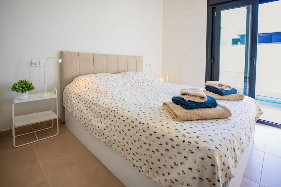 Corner Pool House - Private Pool House in San Pedro del Pinatar