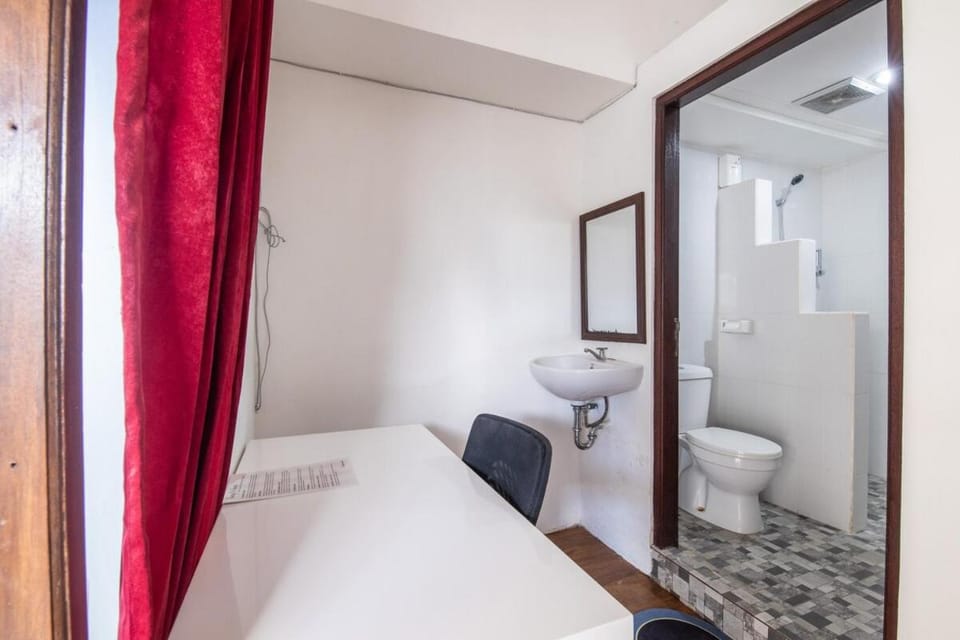 The Matta Echo Beach Canggu, Suite 2-1 with Kitchen and Balcony Apartment in North Kuta