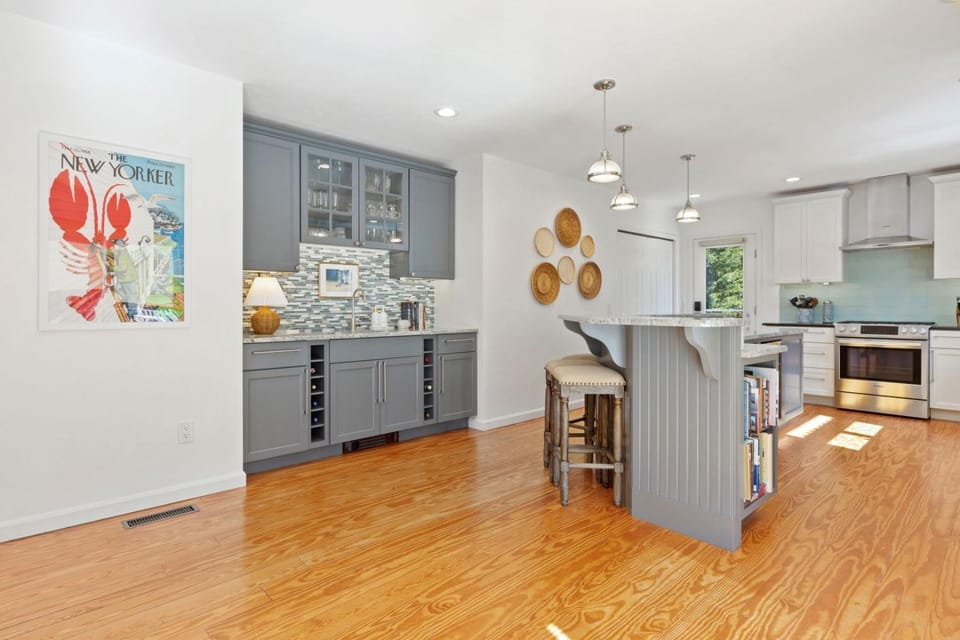Day, Kitchen or kitchenette, Seating area, furniture, kitchen