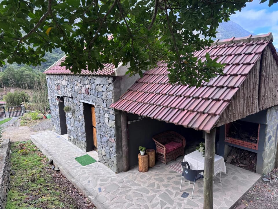 Patio, Balcony/Terrace
