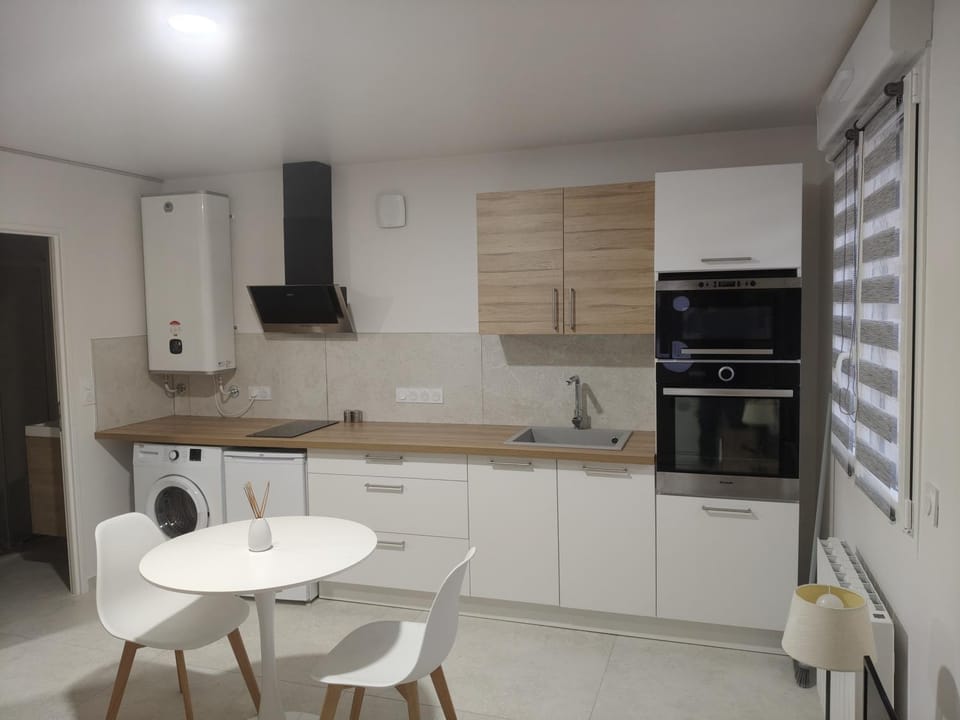 Studio Neuf Aubergenville Apartment in Île-de-France