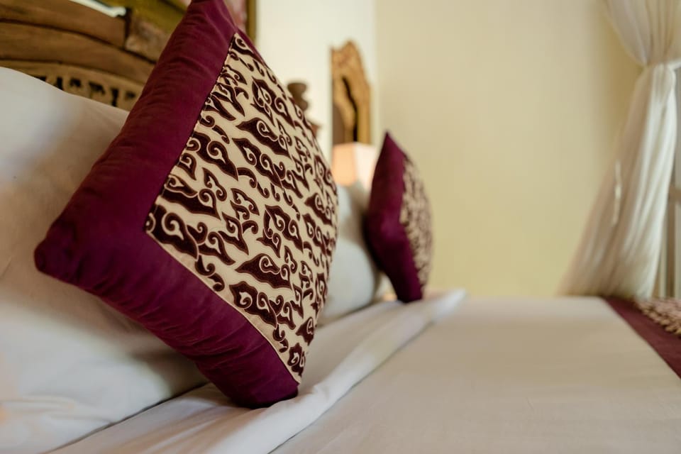 Bed, Decorative detail