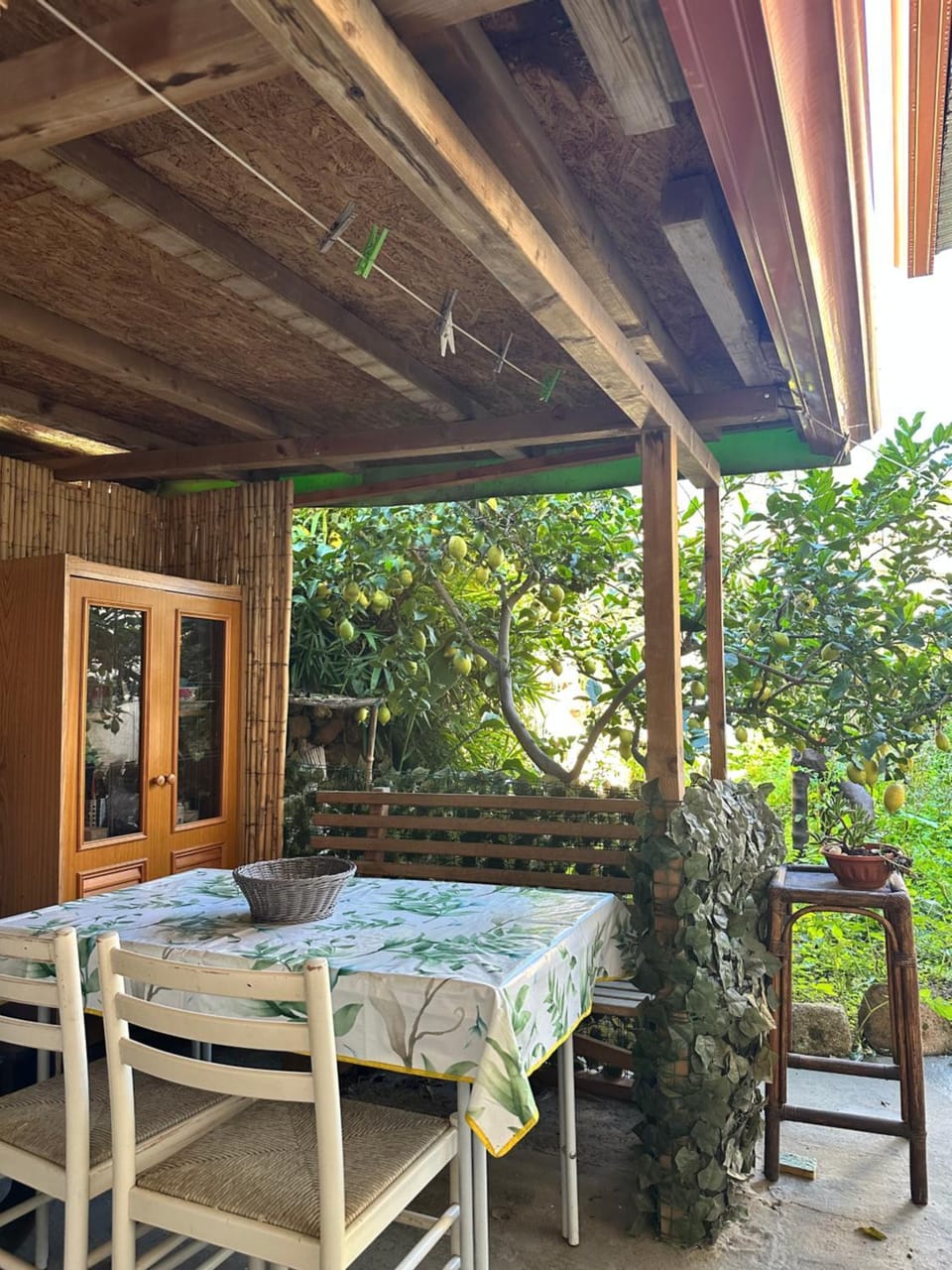 Day, Dining area, Garden view