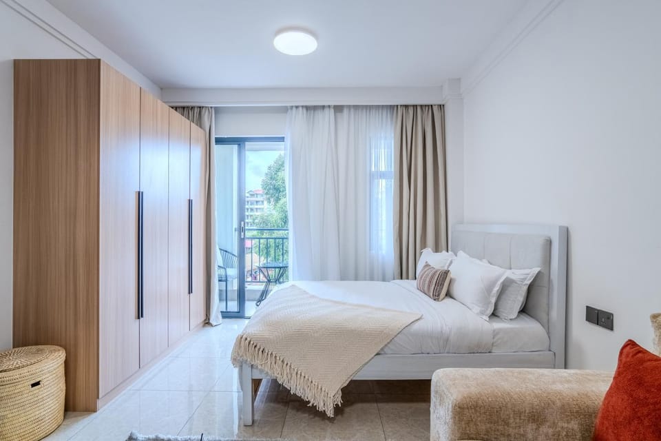 Bedroom, wardrobe