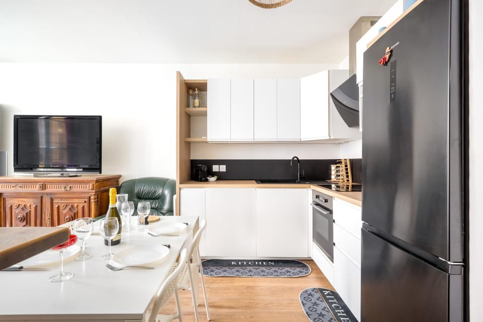 TV and multimedia, Coffee/tea facilities, Kitchen or kitchenette, Dining area, dishwasher, oven