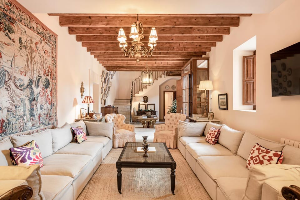 TV and multimedia, Living room, Seating area