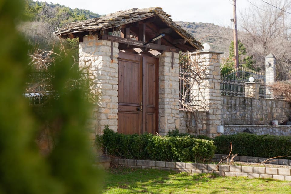 Property building, Day