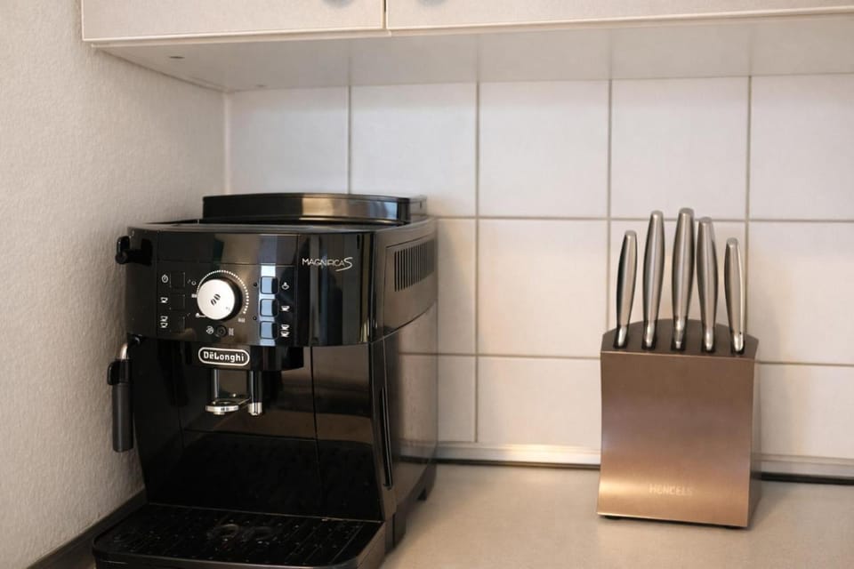 Coffee/tea facilities, Kitchen or kitchenette