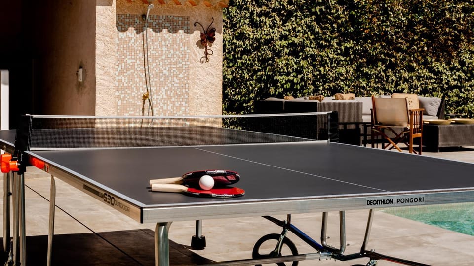 Table tennis
