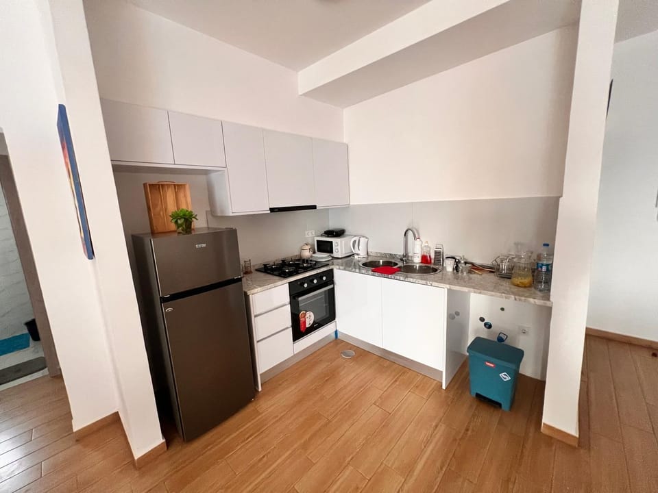 Sunset Serenity 2BR Home 5Min To The Beach Apartment in Praia